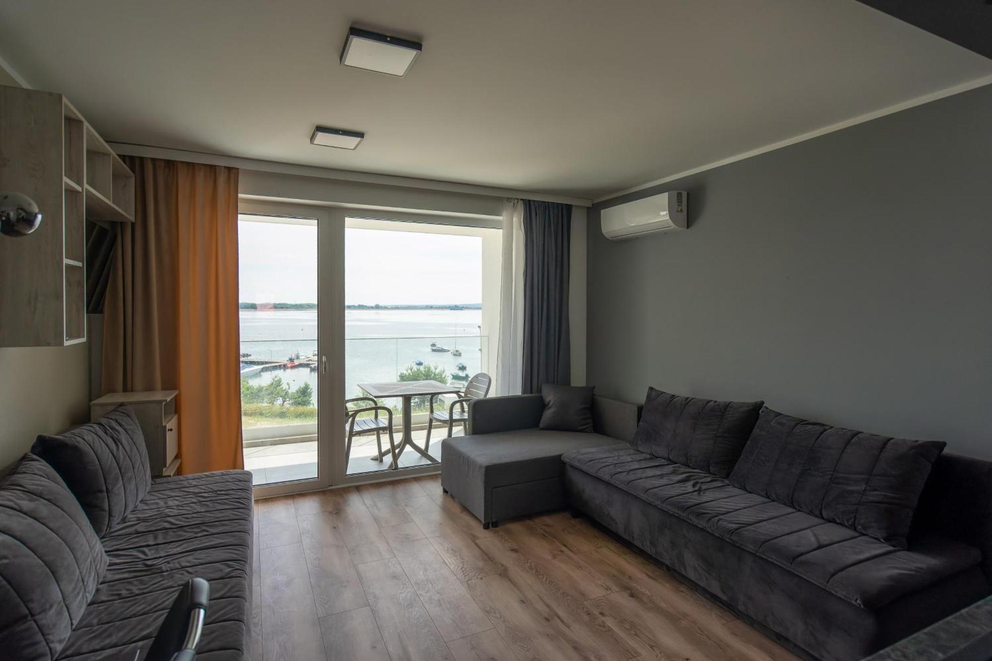 Ow Mewa Domki Apartamenty Nad Jeziorem ニサ エクステリア 写真